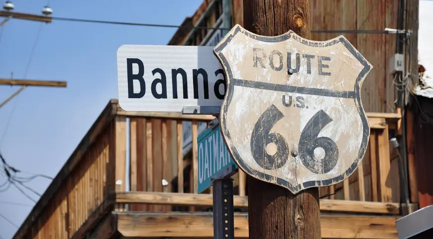 Route 66: cento anni di asfalto, polvere e libertà.  In viaggio per (ri)scoprirla