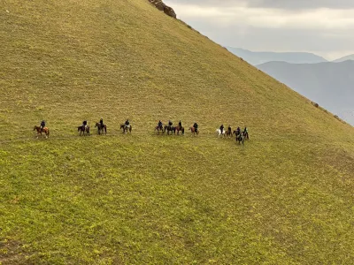 Kirghizistan in sella