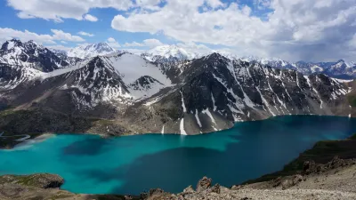 Kirghizistan: il paese dei nomadi