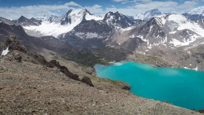 Kirghizistan: il paese dei nomadi