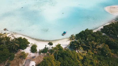 Spiaggia polinesiana