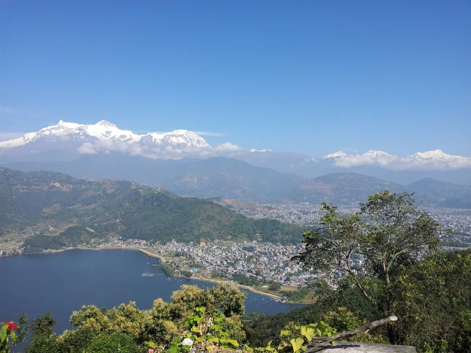 Nepal: Honey Hunters